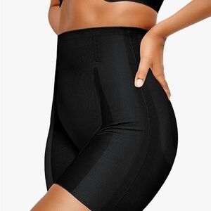 VertVie High-Waisted Black Shapewear Shorts NWT